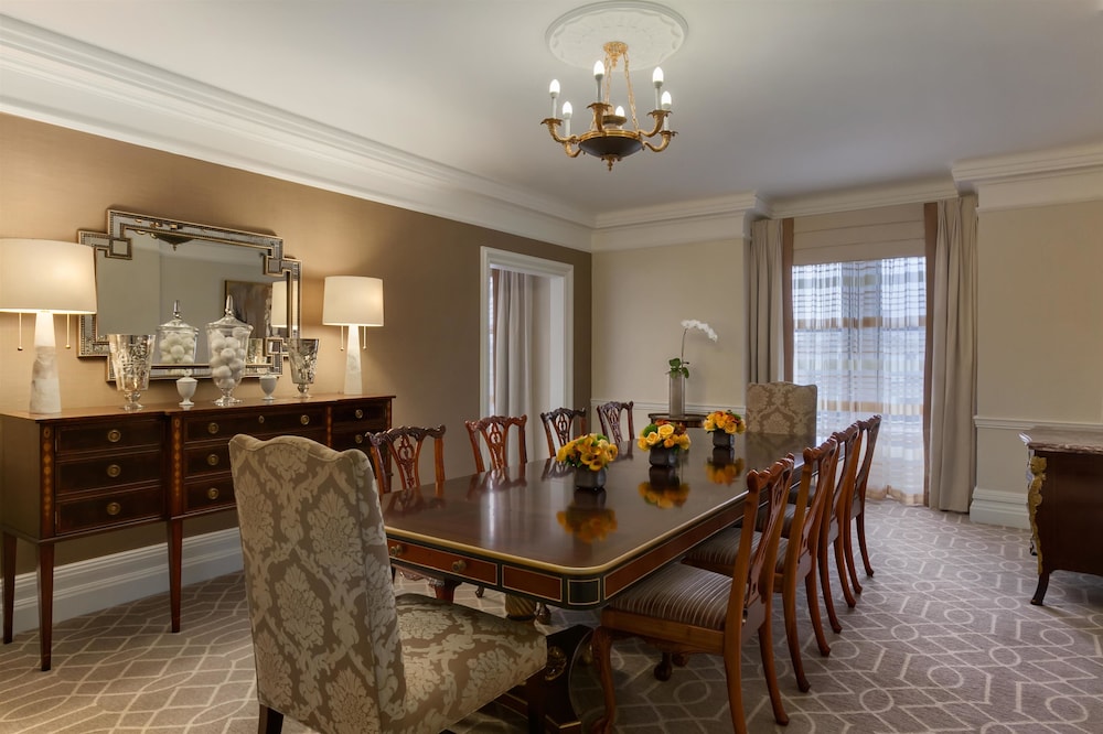 Fairmont Copley Plaza, Boston — Hotel rooms in Boston, Massachusetts