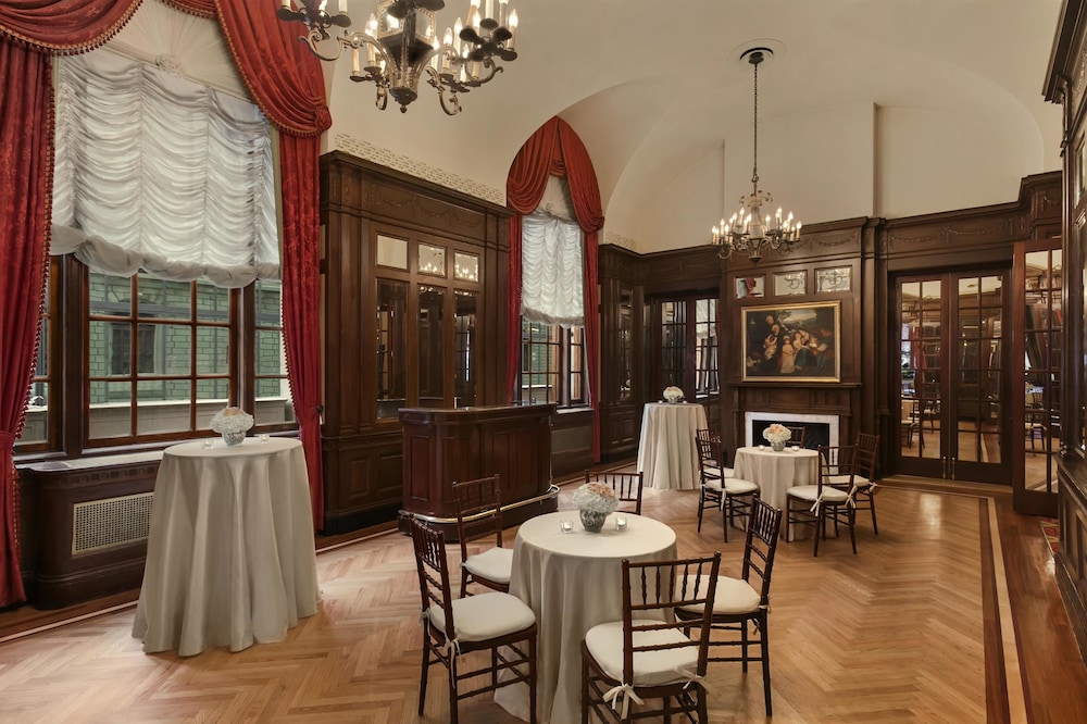 Fairmont Copley Plaza, Boston — Restaurant & bars in Boston, Massachusetts