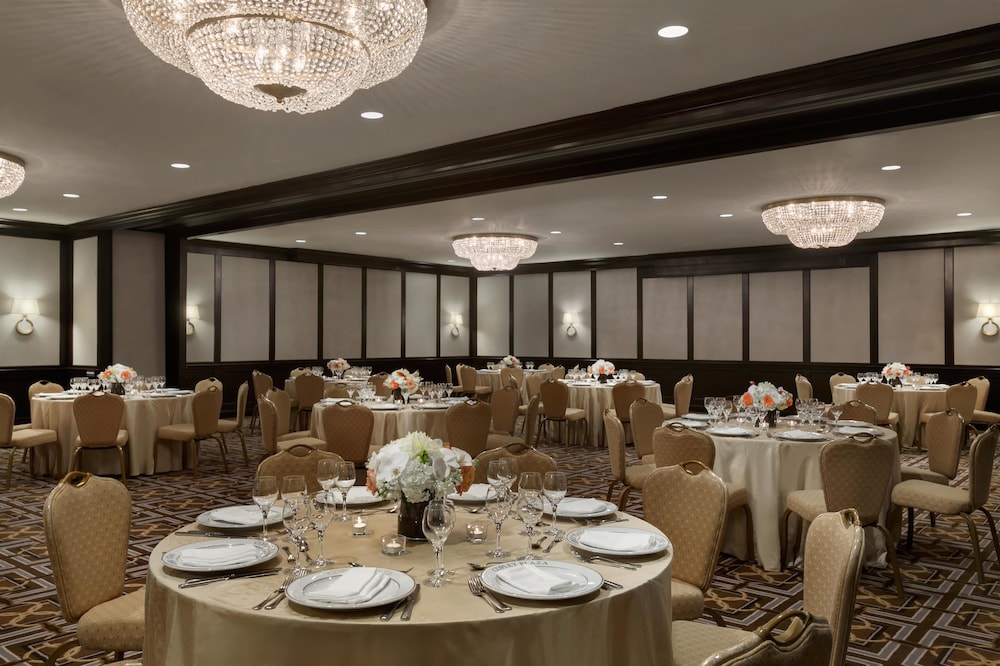 Fairmont Copley Plaza, Boston — Restaurant & bars in Boston, Massachusetts