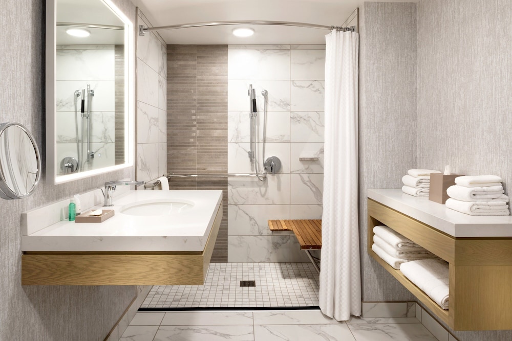 The Westin Las Vegas Hotel & Spa — Hotel rooms in Las Vegas, Nevada