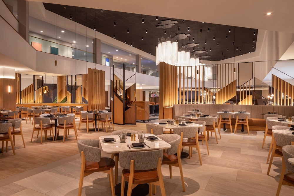 The Westin Las Vegas Hotel & Spa — Restaurant & bars in Las Vegas, Nevada