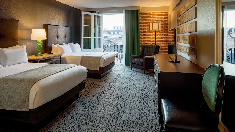 Holiday Inn FRENCH QUARTER-CHATEAU LEMOYNE by IHG — Hotel rooms in New Orleans, Louisiana