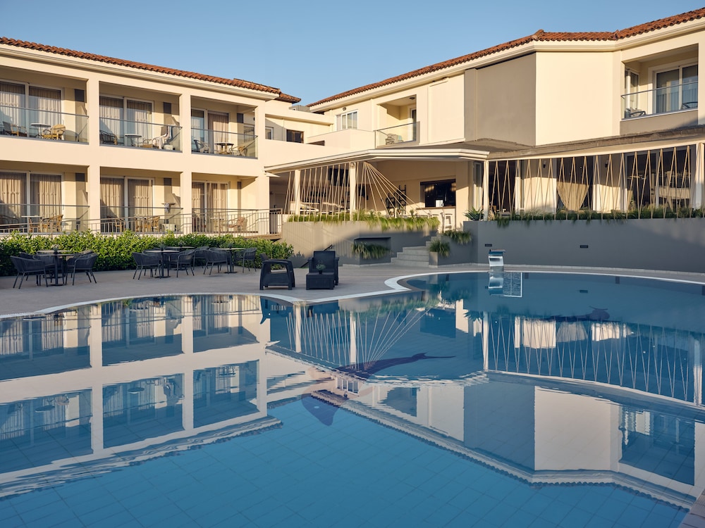 Park Hotel & Spa - Adults Only — Swimming pool in Tsilivi, Ionian Islands
