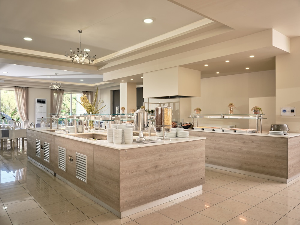 Park Hotel & Spa - Adults Only — Restaurant & bars in Tsilivi, Ionian Islands