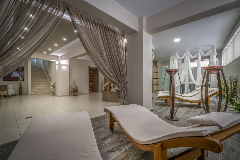 Park Hotel & Spa - Adults Only — Hotel rooms in Tsilivi, Ionian Islands