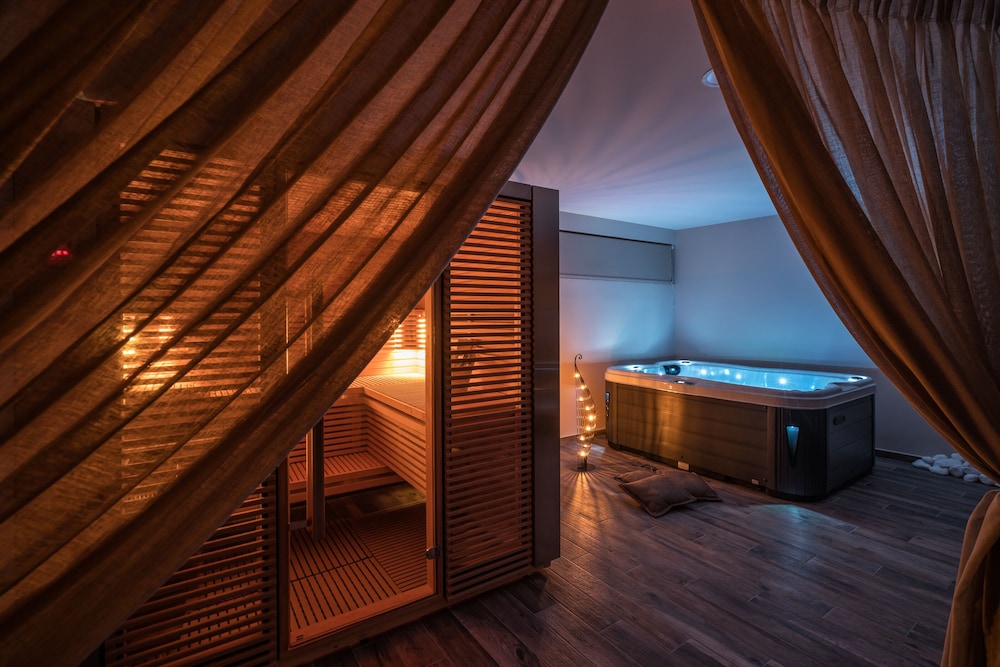Park Hotel & Spa - Adults Only — Hotel rooms in Tsilivi, Ionian Islands