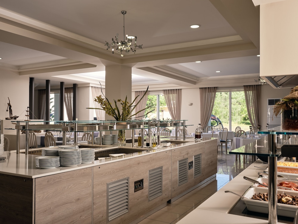 Park Hotel & Spa - Adults Only — Restaurant & bars in Tsilivi, Ionian Islands