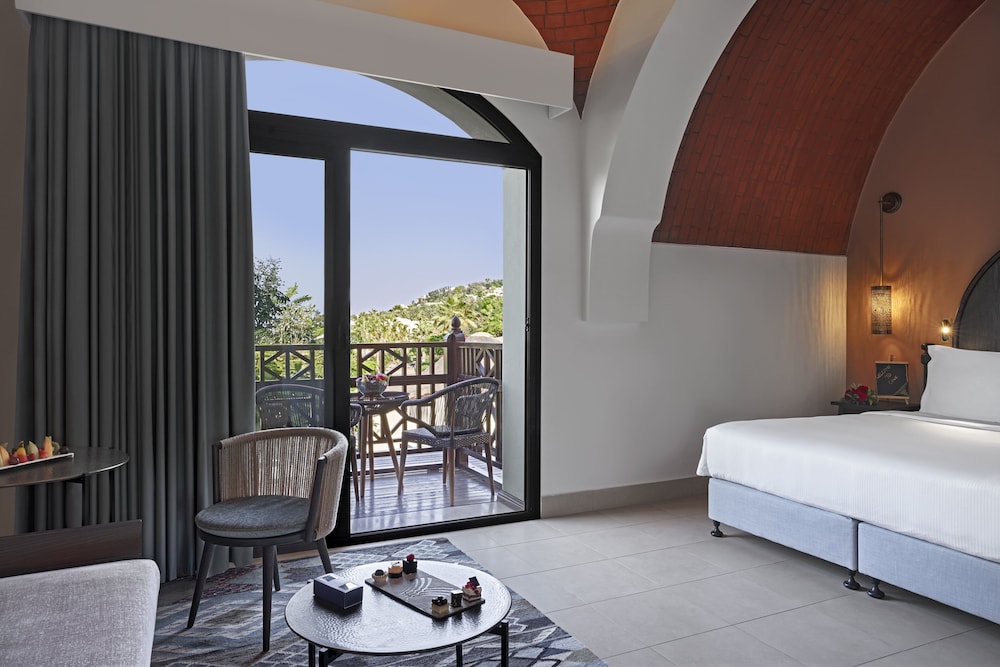 The Cove Rotana Resort — Hotel rooms in Ras al Khaimah