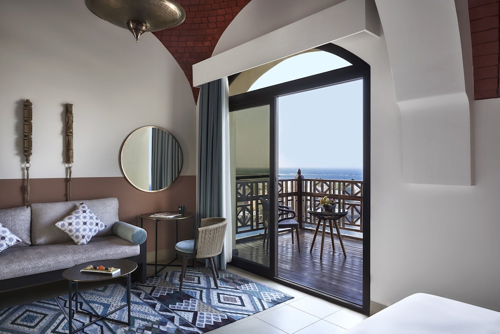 The Cove Rotana Resort — Hotel rooms in Ras al Khaimah