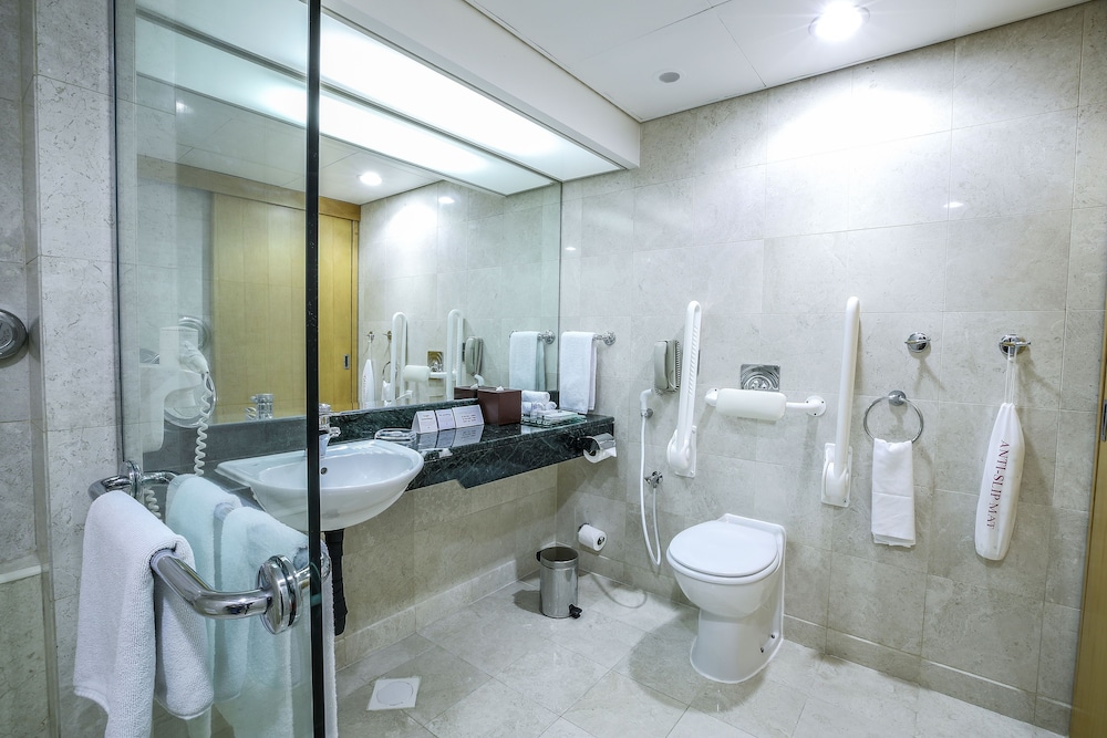 Millennium Downtown — Hotel rooms in Abu Dhabi