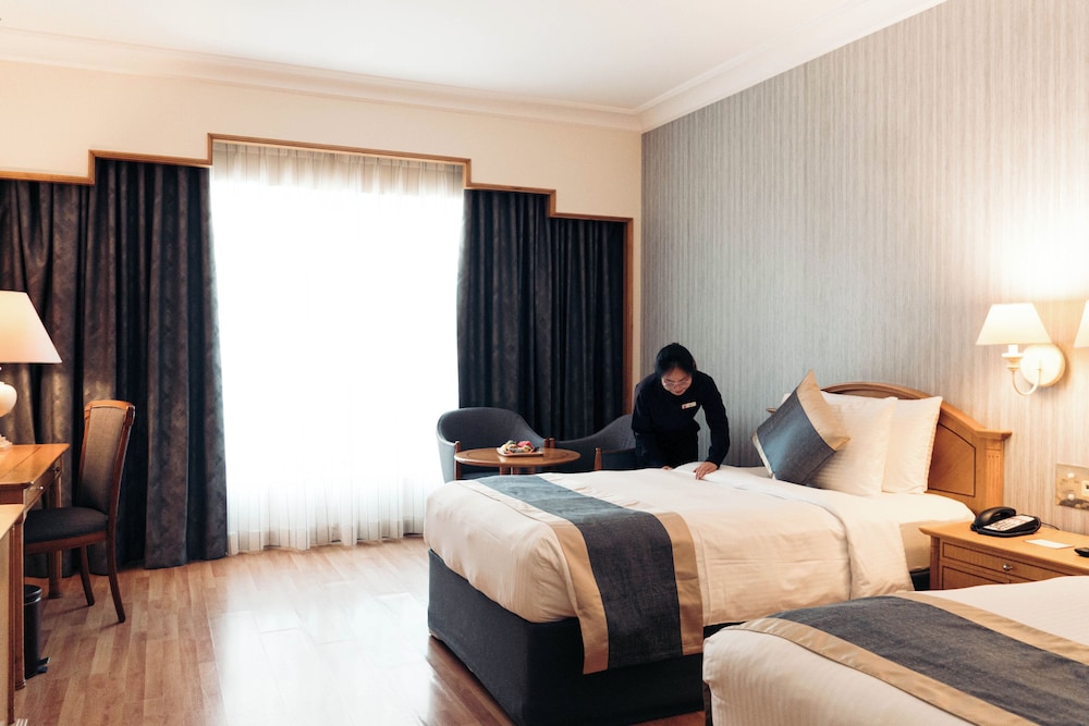 Millennium Downtown — Hotel rooms in Abu Dhabi