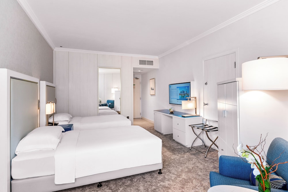 Beach Rotana — Hotel rooms in Abu Dhabi
