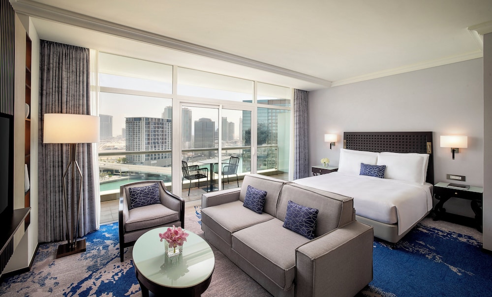 Beach Rotana — Hotel rooms in Abu Dhabi