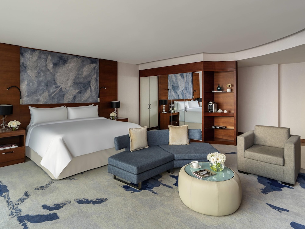 Fairmont Bab Al Bahr — Hotel rooms in Abu Dhabi
