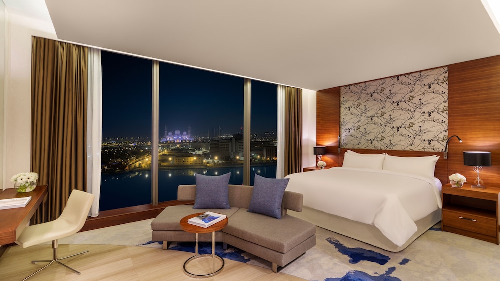 Fairmont Bab Al Bahr — Hotel rooms in Abu Dhabi
