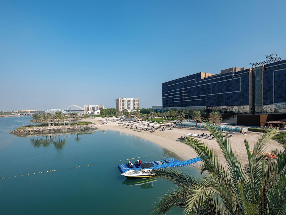 Fairmont Bab Al Bahr — Beach in Abu Dhabi