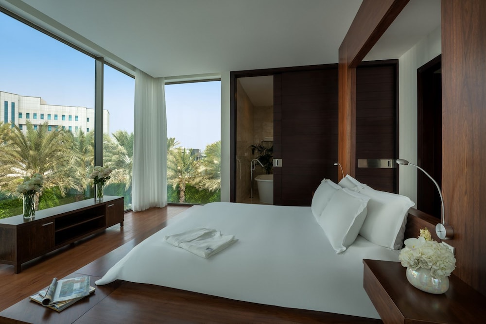Fairmont Bab Al Bahr — Hotel rooms in Abu Dhabi