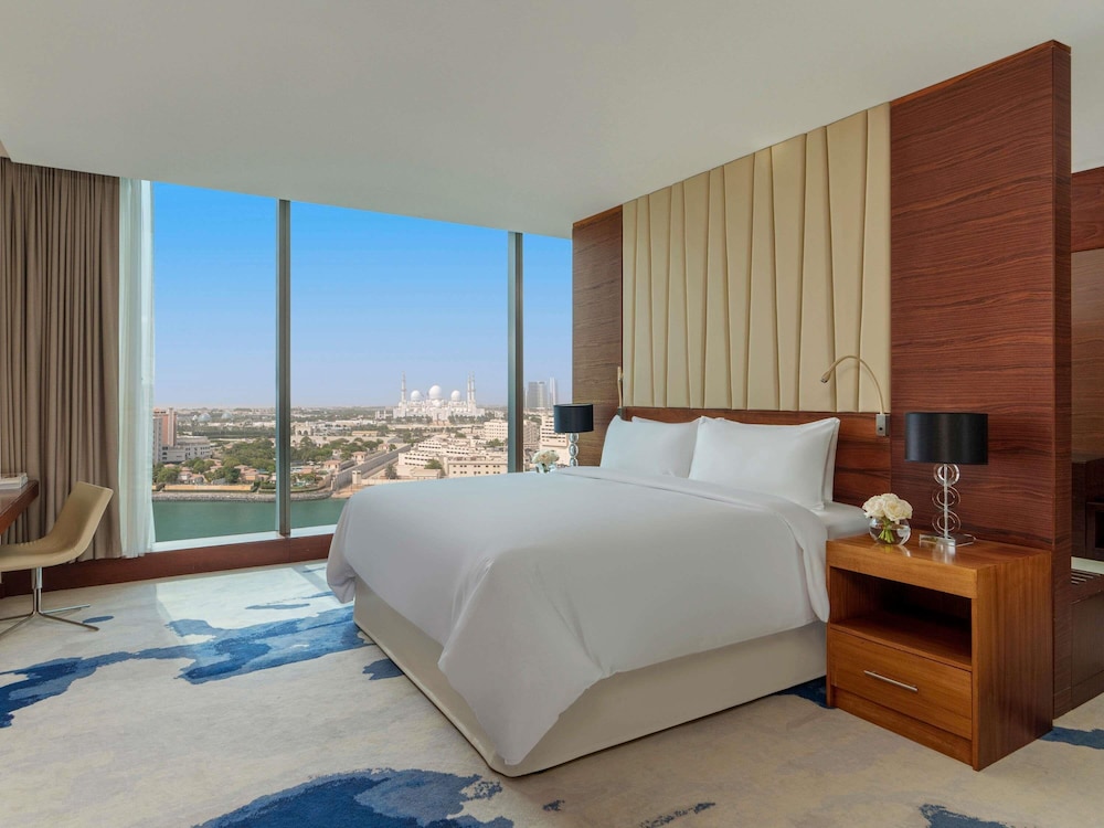 Fairmont Bab Al Bahr — Hotel rooms in Abu Dhabi