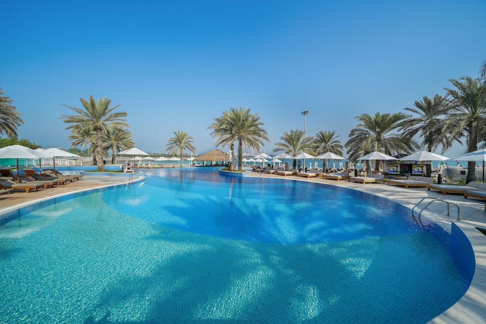 Radisson Blu Hotel & Resort, Abu Dhabi Corniche - zdjęcie 3
