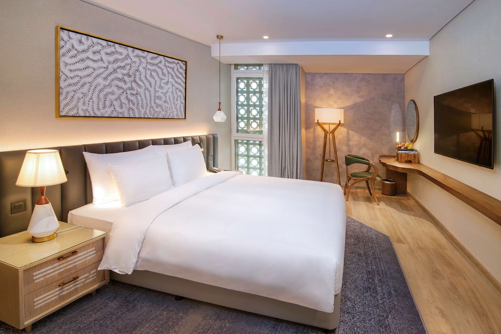 Radisson Blu Hotel & Resort, Abu Dhabi Corniche — Hotel rooms in Abu Dhabi