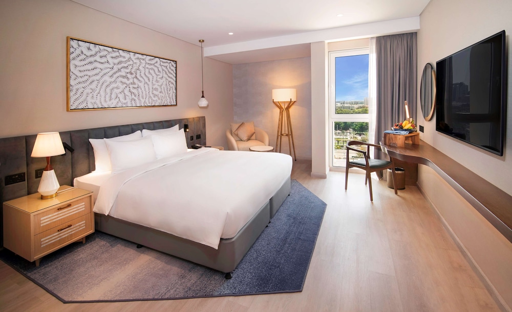 Radisson Blu Hotel & Resort, Abu Dhabi Corniche — Hotel rooms in Abu Dhabi