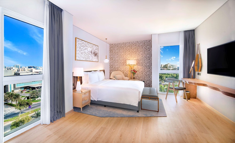 Radisson Blu Hotel & Resort, Abu Dhabi Corniche — Hotel rooms in Abu Dhabi