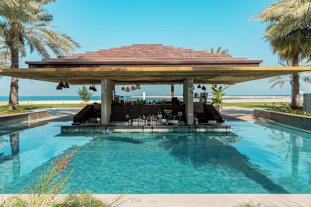 Rixos Al Mairid Ras Al Khaimah — Swimming pool in Ras al Khaimah