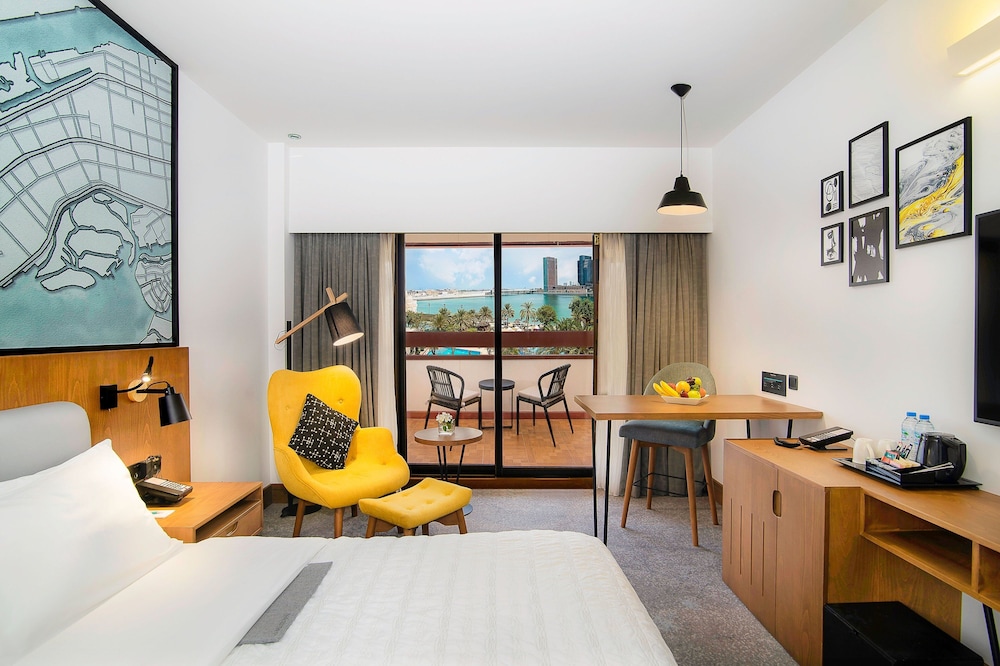 Le Méridien Abu Dhabi Resort — Hotel rooms in Abu Dhabi