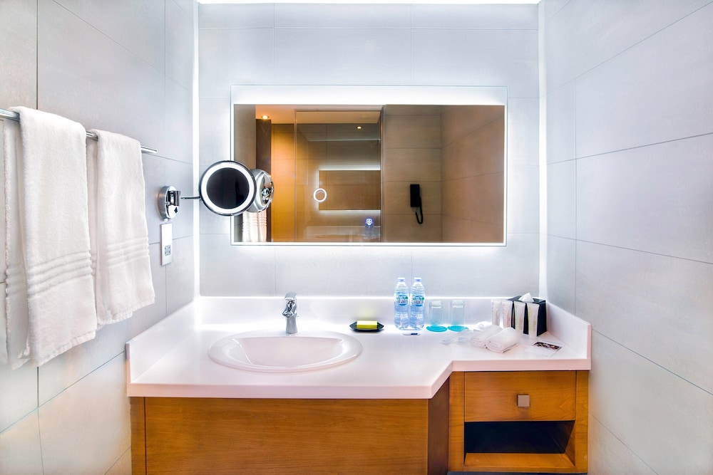 Le Méridien Abu Dhabi Resort — Hotel rooms in Abu Dhabi