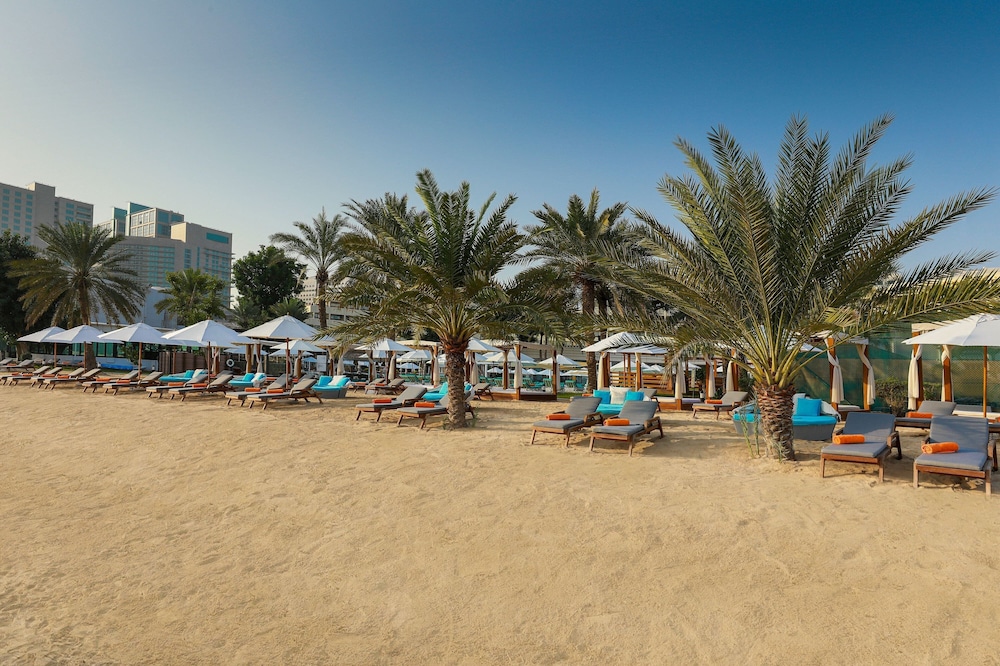 Le Méridien Abu Dhabi Resort — Beach in Abu Dhabi