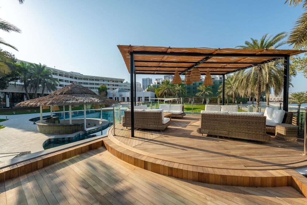 Le Méridien Abu Dhabi Resort — Swimming pool in Abu Dhabi