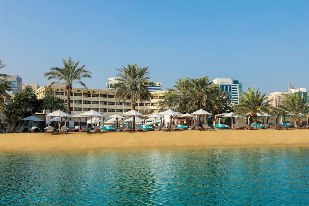 Le Méridien Abu Dhabi Resort — Beach in Abu Dhabi