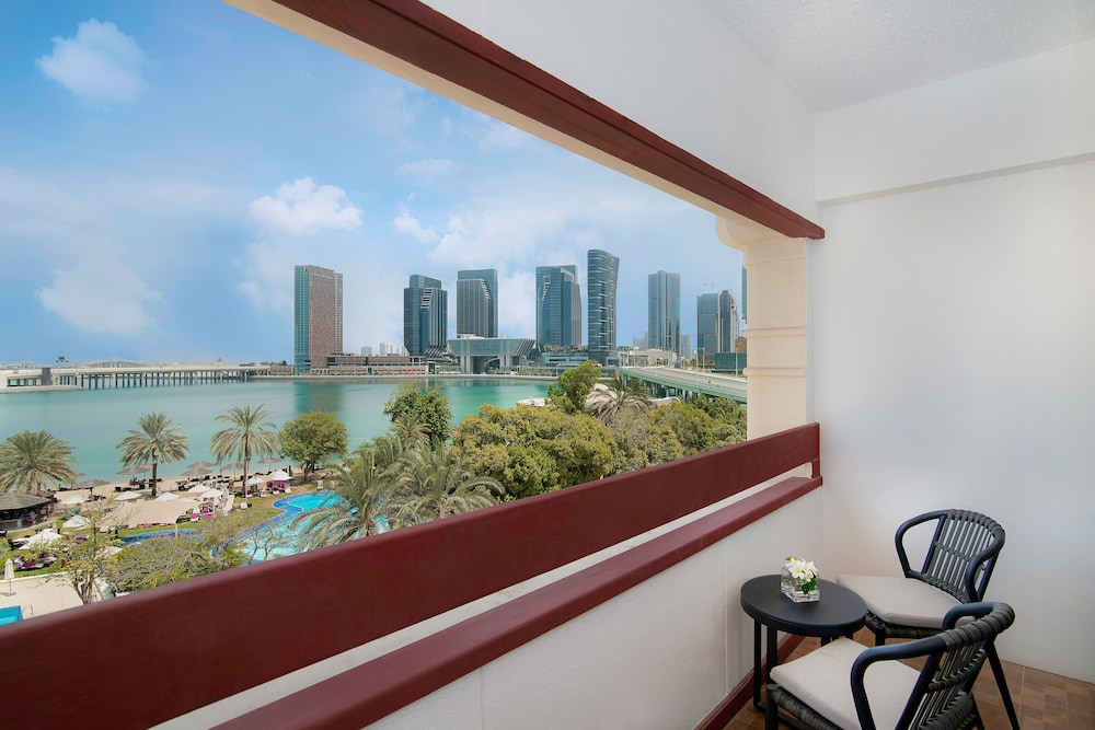 Le Méridien Abu Dhabi Resort — Hotel rooms in Abu Dhabi