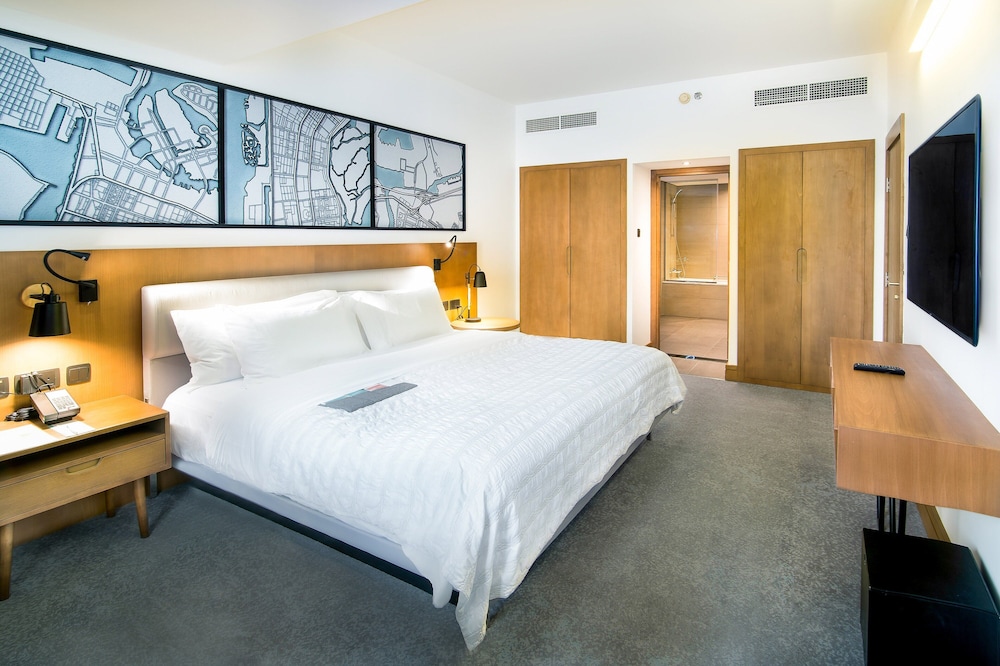 Le Méridien Abu Dhabi Resort — Hotel rooms in Abu Dhabi