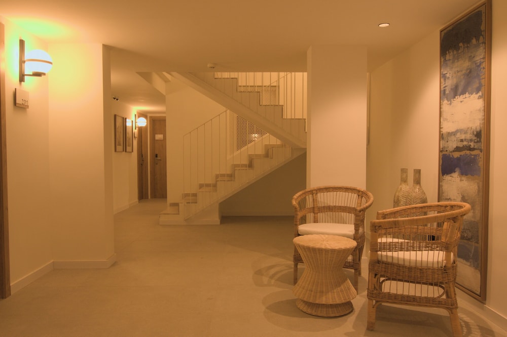 Cabot Las Velas Apartments — Hotel building in Puerto Pollensa, Balearic Islands