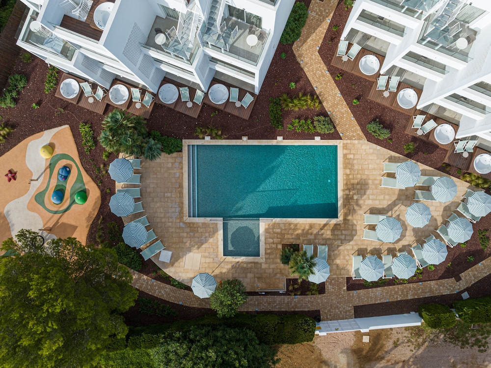 Cabot Las Velas Apartments — Swimming pool in Puerto Pollensa, Balearic Islands