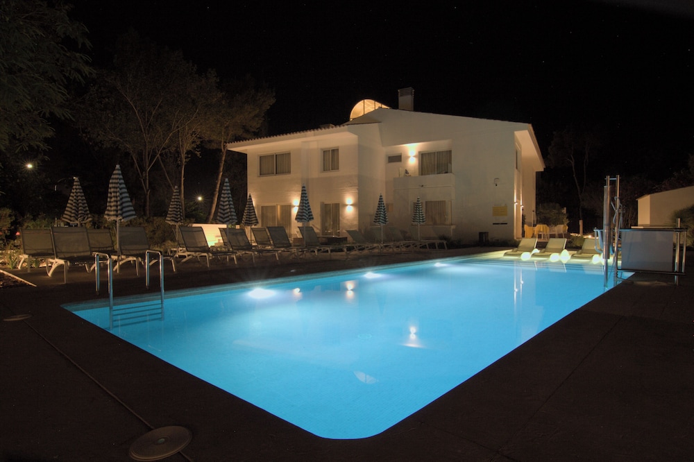 Cabot Las Velas Apartments — Swimming pool in Puerto Pollensa, Balearic Islands