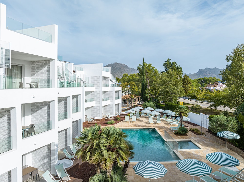 Cabot Las Velas Apartments — Main photo in Puerto Pollensa, Balearic Islands