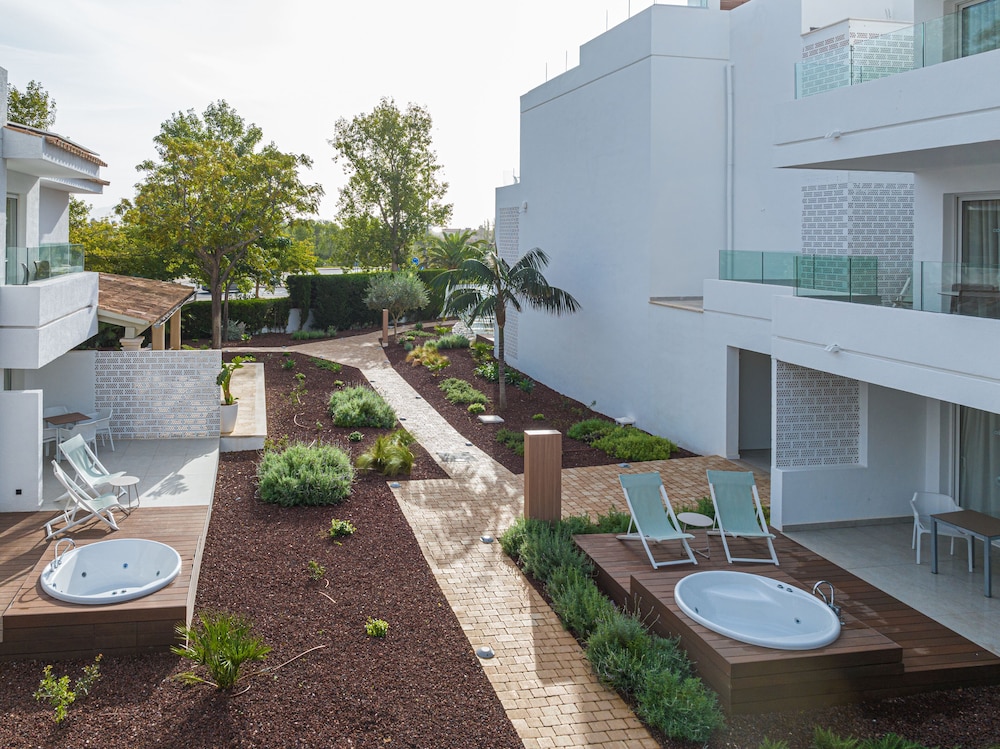 Cabot Las Velas Apartments — Spa in Puerto Pollensa, Balearic Islands