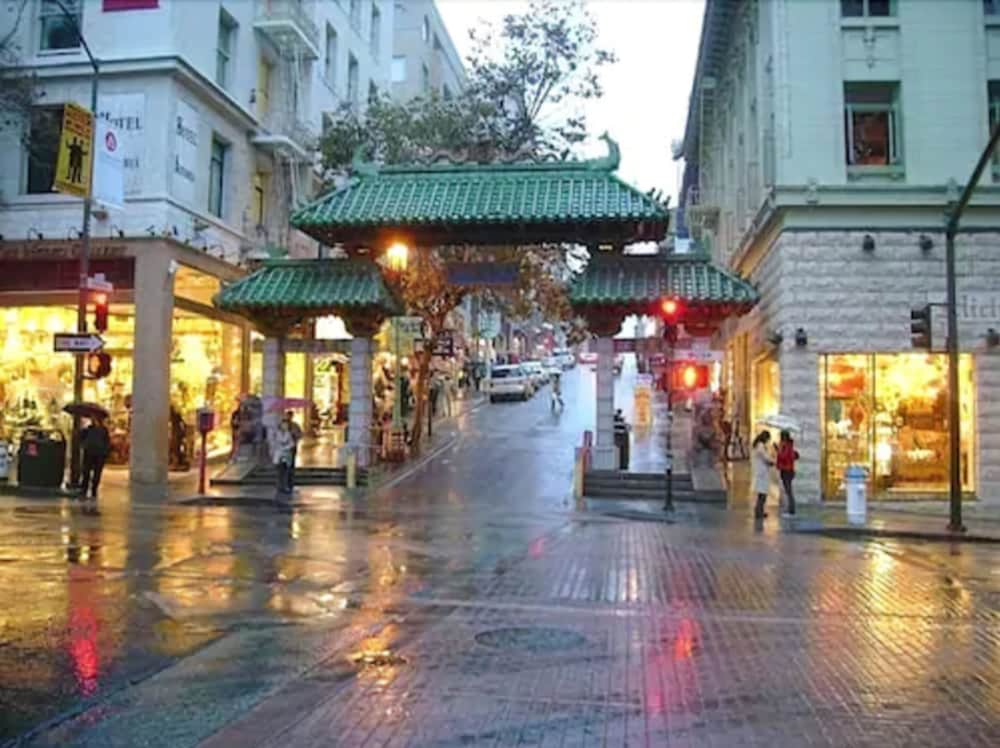 Executive Hotel Vintage Court — Attractions in the area in San Francisco, California