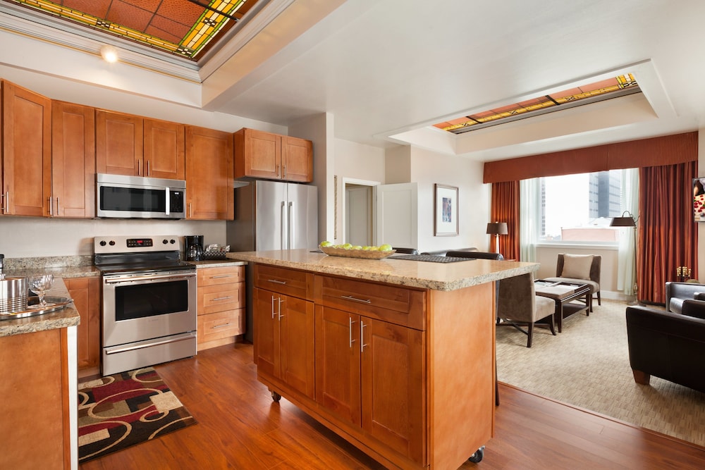 Executive Hotel Vintage Court — Hotel rooms in San Francisco, California