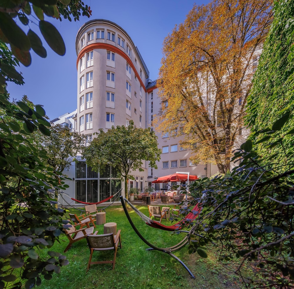 Radisson RED Berlin Kudamm