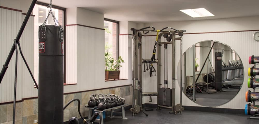 Fitzpatrick Grand Central — Sports & recreation in New York City, New York State