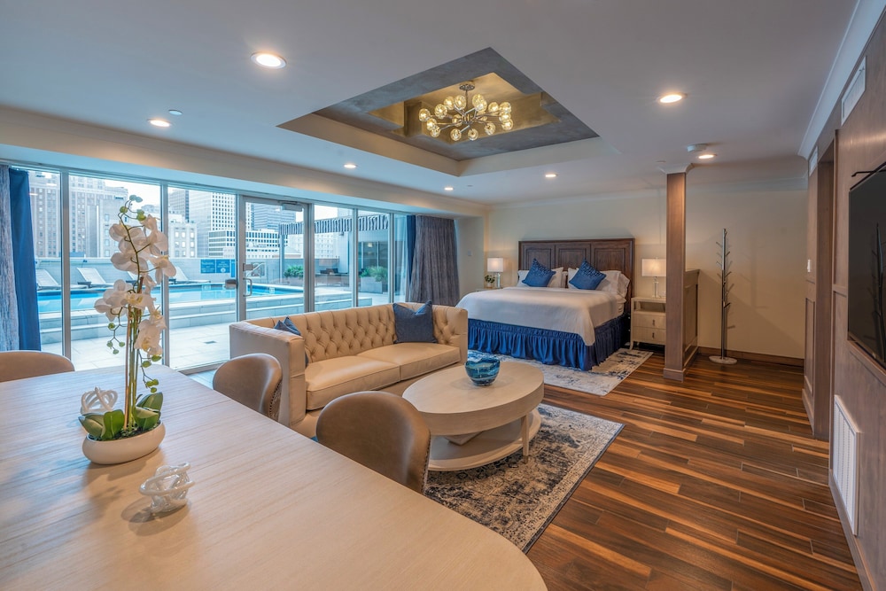 Holiday Inn New Orleans - Downtown Superdome by IHG — Hotel rooms in New Orleans, Louisiana