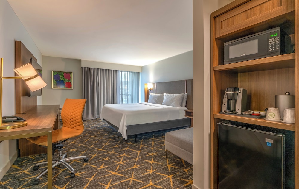 Holiday Inn New Orleans - Downtown Superdome by IHG — Hotel rooms in New Orleans, Louisiana