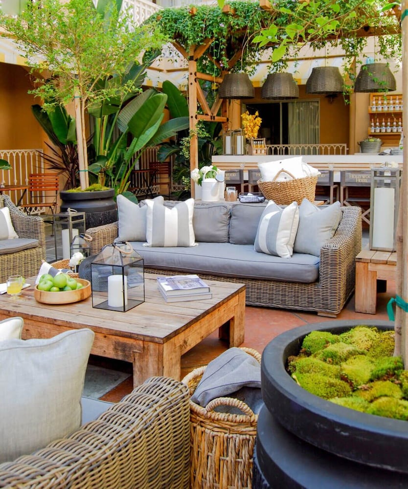 Hollywood Hotel — Restaurant & bars in Los Angeles, California