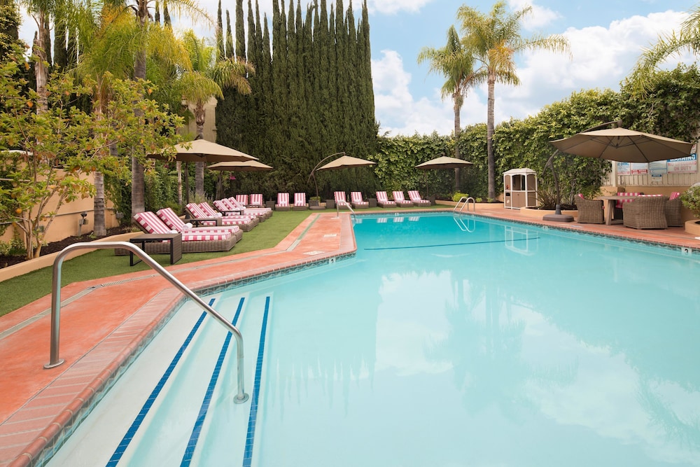 Hollywood Hotel — Main photo in Los Angeles, California