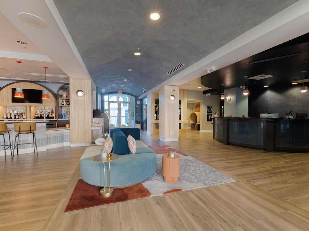 voco Sarasota by IHG — Restaurant & bars in Sarasota, Florida