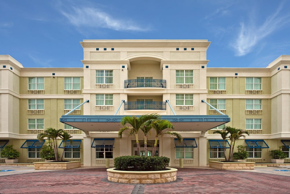 voco Sarasota by IHG — Hotel building in Sarasota, Florida