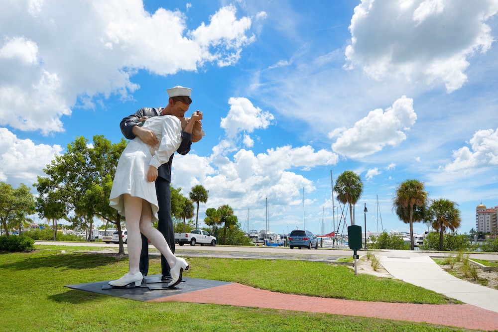 voco Sarasota by IHG — Attractions in the area in Sarasota, Florida